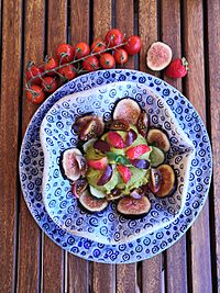20 Low-Calorie Foods to Help You Lose Weight