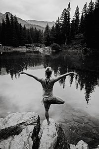 26 Scientifically Proven Benefits of Meditation
